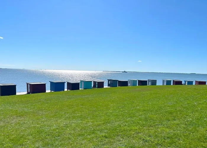 Vakantiehuis Friesenglueck 13 - Grosszuegiges Mit Sauna *